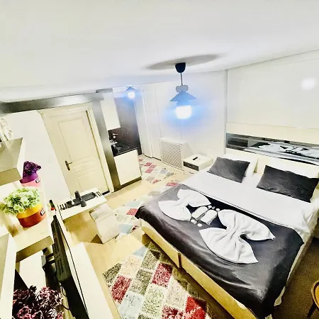 Taksim Center Luxury Aparthotel